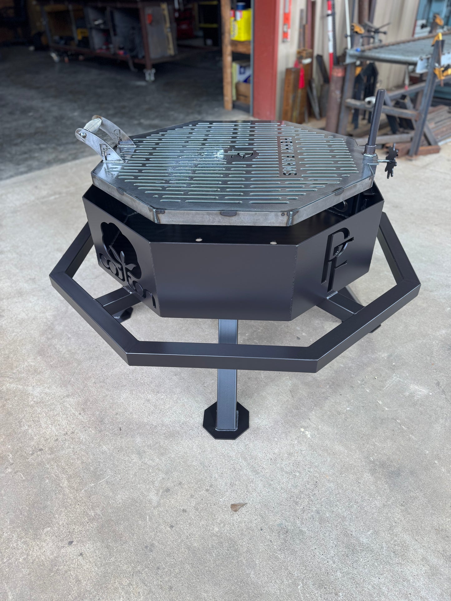 36” Fire pit with cooktop