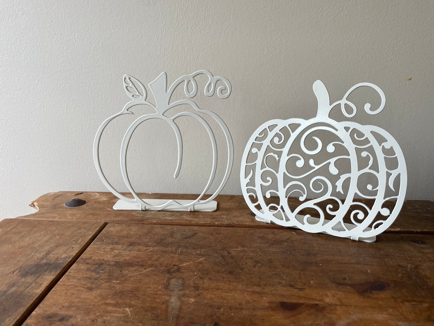 Fall decorative pumpkins